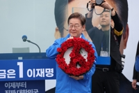 이재명, 경기북부 돌며 "평화가 곧 경제"…수도권서 굳히기 주력
